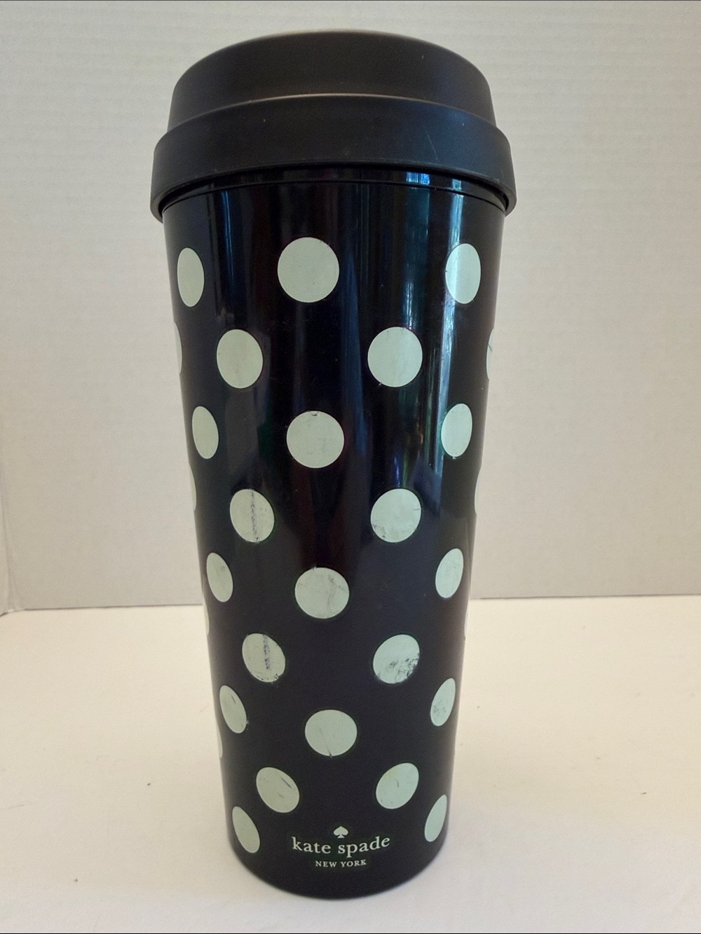 kate spade le Pavilion 16oz Black and White Polka Dots Travel Tumbler